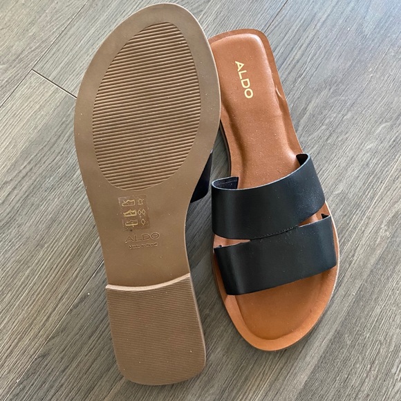 ALDO Slippers - Picture 2 of 3